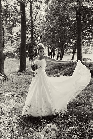 Bride & Groom June wedding at Valhalla Chapel Hill